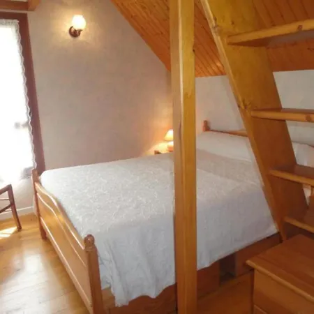 House Coste De Troun 3