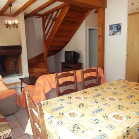 House Coste De Troun 3 Borce
